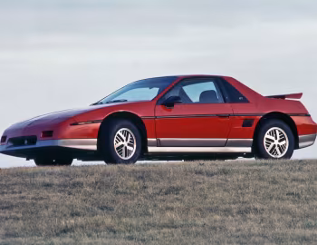 1985 Pontiac Fiero GT (PG37) '1984–85