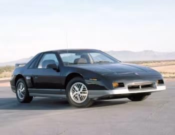 1985 Pontiac Fiero GT (PG37) '1984–85