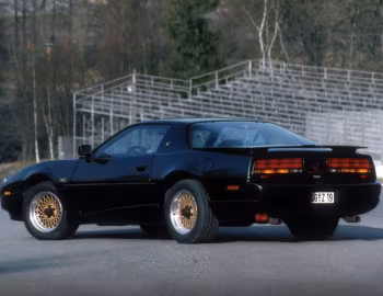 1991–92 Pontiac Firebird Trans Am GTA (2F FW2) '1990–92