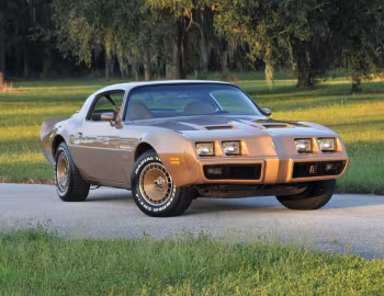 1981 Pontiac Firebird Formula (2F V87)