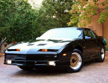1989 Pontiac Firebird Trans Am GTA T-Roof (2F FW2)