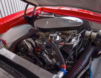 Sous la capuche 1968 Pontiac Firebird Trans Am Race Car (7L141852)