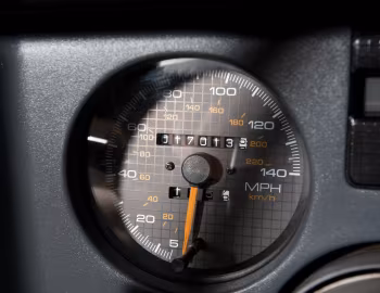 Torpedo 1989 Pontiac Firebird Trans Am Turbo (2F FW2)