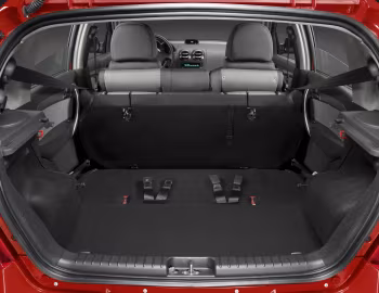 Ambos 2008–09 Pontiac G3 Hatchback (T250)
