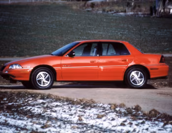 1992–95 Pontiac Grand Am SE Sedan (2N NE5)