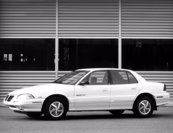 1992–95 Pontiac Grand Am SE Sedan (2N NE5)