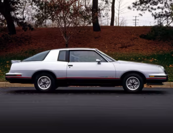 1986 Pontiac Grand Prix 2+2 (RPOY97)
