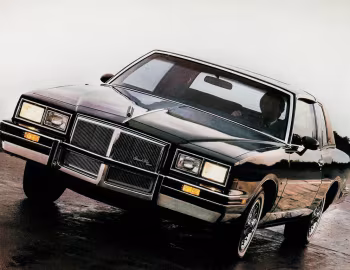 1982 Pontiac Grand Prix Brougham (P37)