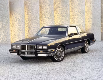 1985 Pontiac Grand Prix Brougham (P37)