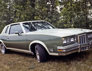 1979 Pontiac Grand Prix LJ (2G K37)
