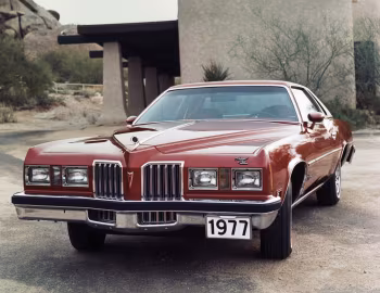 1977 Pontiac Grand Prix SJ (H57)