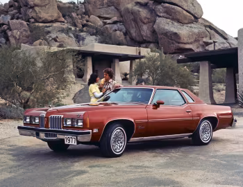 1977 Pontiac Grand Prix SJ (H57)