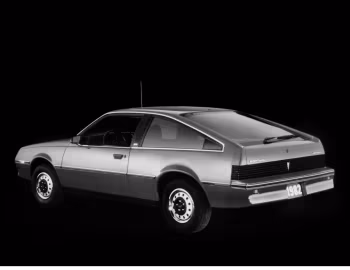 1982 Pontiac J2000 Hatchback (2J B77)