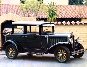 1929 Pontiac Landau Sedan (6-29)