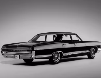 1965 Pontiac Laurentian 4-door Sedan