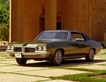 1970 Pontiac LeMans Sport 4-door Hardtop (3539)