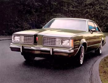 1980 Pontiac LeMans Coupe (2A D27) '1979–80