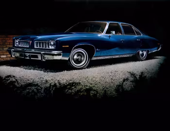 1974 Pontiac Luxury LeMans 4-door Colonnade Hardtop (G29)