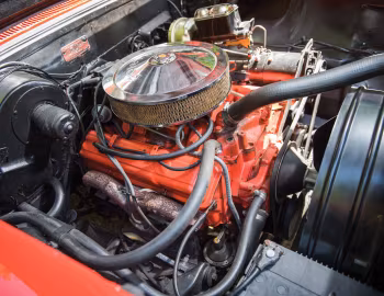 Bajo el capó 1958 Pontiac Parisienne Convertible (7867)