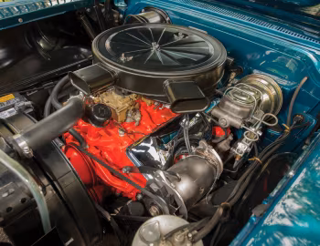 Bajo el capó 1958 Pontiac Parisienne Convertible (7867)