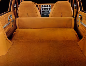 Ambos 1980 Pontiac Phoenix LJ Hatchback (Z68) '04.1979–80