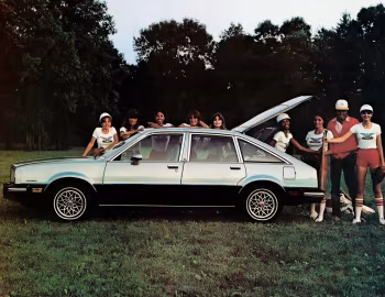 1982 Pontiac Phoenix Hatchback (2X Y68)