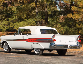 1957 Pontiac Star Chief Convertible (2867DTX)