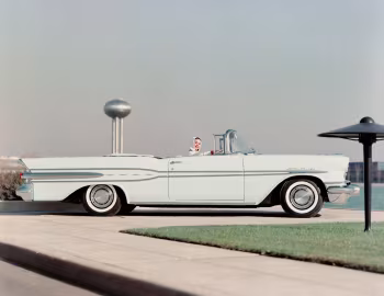 1957 Pontiac Star Chief Convertible (2867DTX)