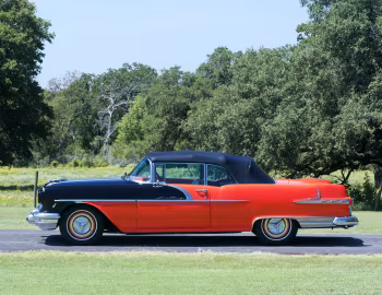 1956 Pontiac Star Chief Convertible (2867DTX)