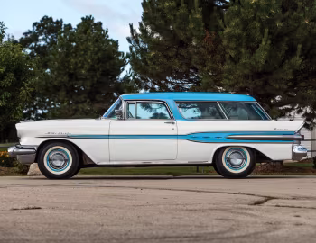 1957 Pontiac Star Chief Custom Safari 2-door (2764DF)