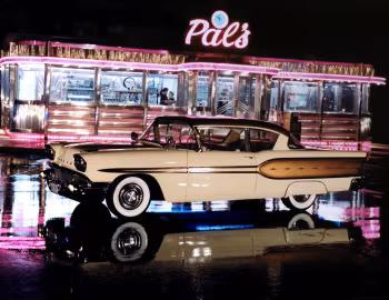 1958 Pontiac Strato Chief 2-door Sedan (7541)
