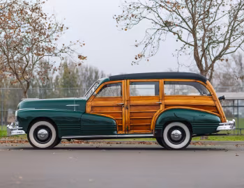1947 Pontiac Streamliner Eight Station Wagon (47-28)