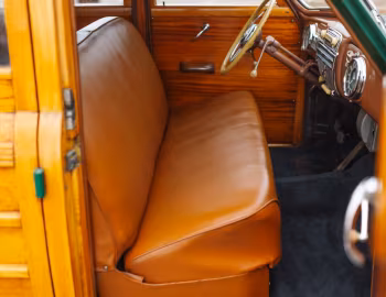 Interior 1947 Pontiac Streamliner Eight Station Wagon (47-28)