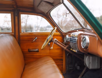 Interior 1947 Pontiac Streamliner Eight Station Wagon (47-28)