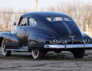 1947 Pontiac Streamliner Six Sedan-Coupe (47-2607)