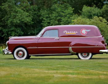 1949 Pontiac Streamliner Six Sedan Delivery (25 6R)