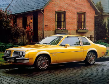1980 Pontiac Sunbird Sport Coupe (2H M27)
