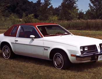 1976 Pontiac Sunbird Coupe with Opera Window (2H M27)