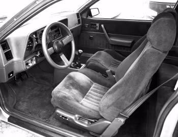 Interior 1985 Pontiac Sunbird S/E Hatchback (2J D77) '1984–85