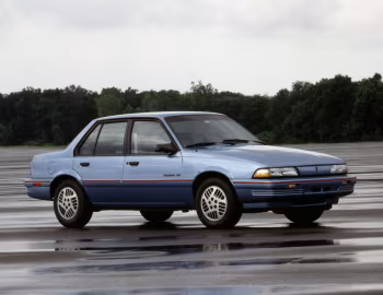 1992 Pontiac Sunbird SE Sedan (2J JB5)
