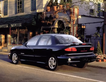 2003–05 Pontiac Sunfire Sedan '2002–05