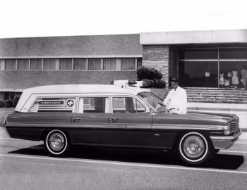 1962 Superior-Pontiac Consort Ambulance
