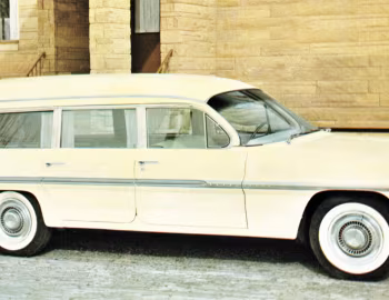 1961 Superior-Pontiac Consort Funeral Coach