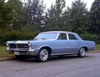 1965 Pontiac Tempest Sedan (23369)