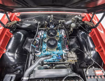 Bajo el capó 1965 Pontiac Tempest LeMans GTO 389 Tri-Power Hardtop Coupe (23737)