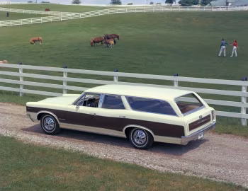1967 Pontiac Tempest Safari (23935)