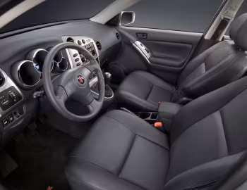 Interior 2005–06 Pontiac Vibe GT '2004–06