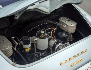 Bajo el capó Porsche 356B 1600 Cabriolet by Reutter (T5) '1960–62