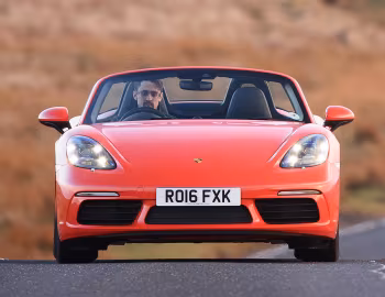 Porsche 718 Boxster S [UK-spec] (982) '2016–pr.