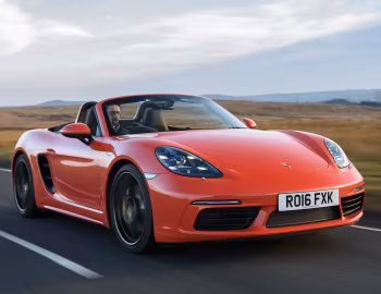 Porsche 718 Boxster S [UK-spec] (982) '2016–pr.